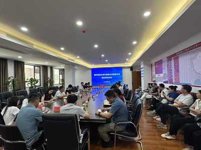 襄陽高新區舉辦孵化器與眾創空間建設運營座談會暨業務培訓會，共話企業孵化新篇章